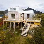 Oceanview Mini-house - Stunning Views Дом отдыха