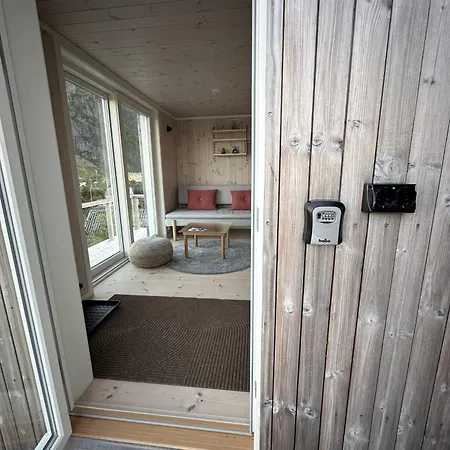 Oceanview Mini-house - Stunning Views Moskenes