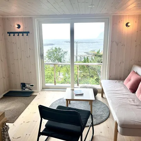 Oceanview Mini-house - Stunning Views Moskenes
