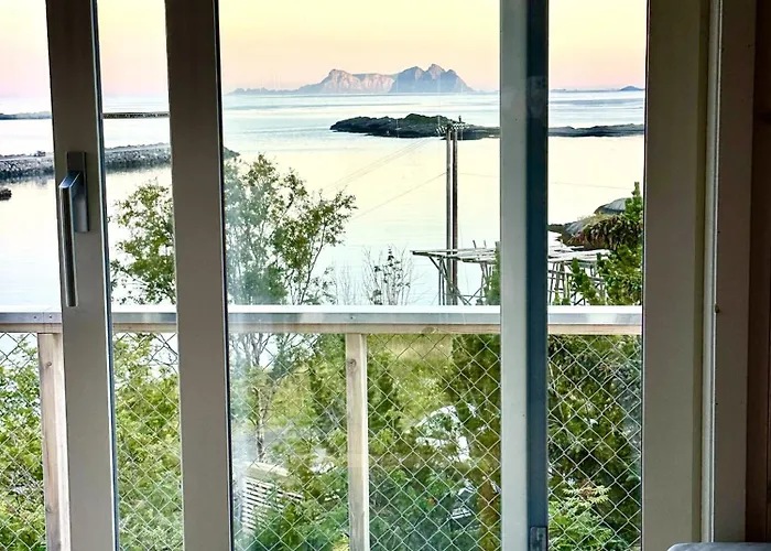 Semesterbostad Oceanview Mini-house - Stunning Views