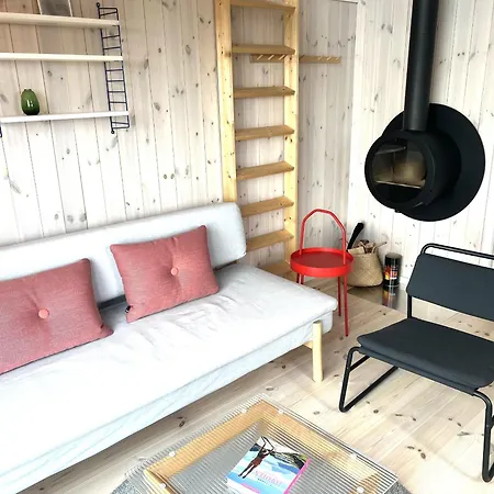 Oceanview Mini-house - Stunning Views * Moskenes